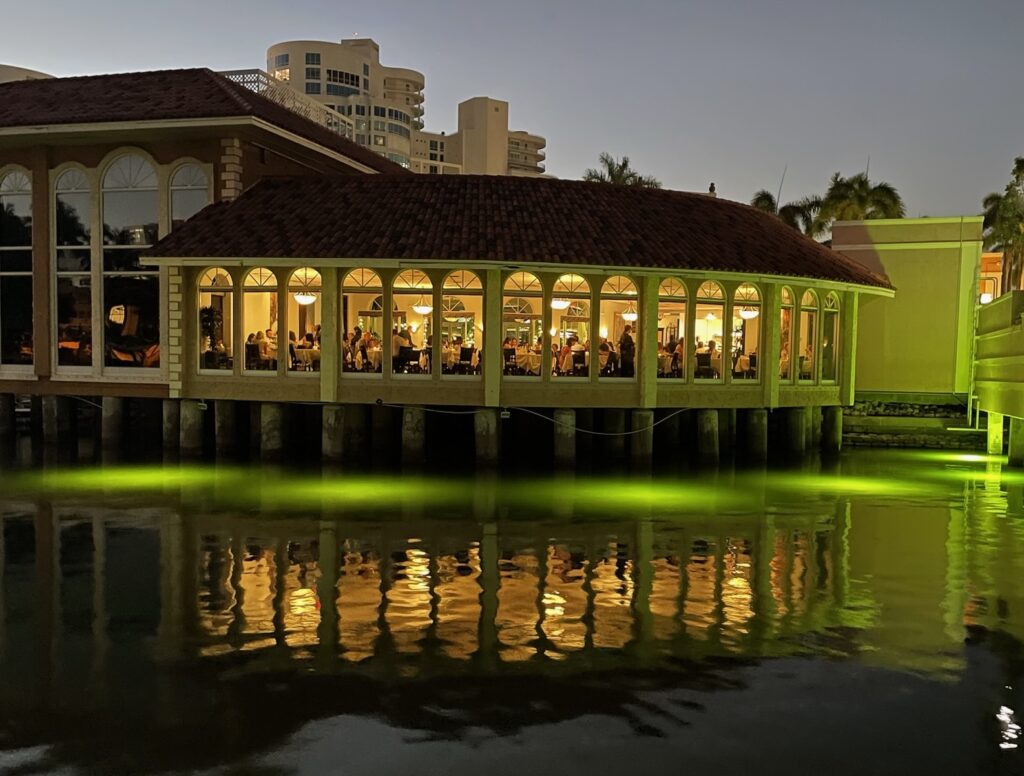 tmichaels-steak-lobster-house-2418